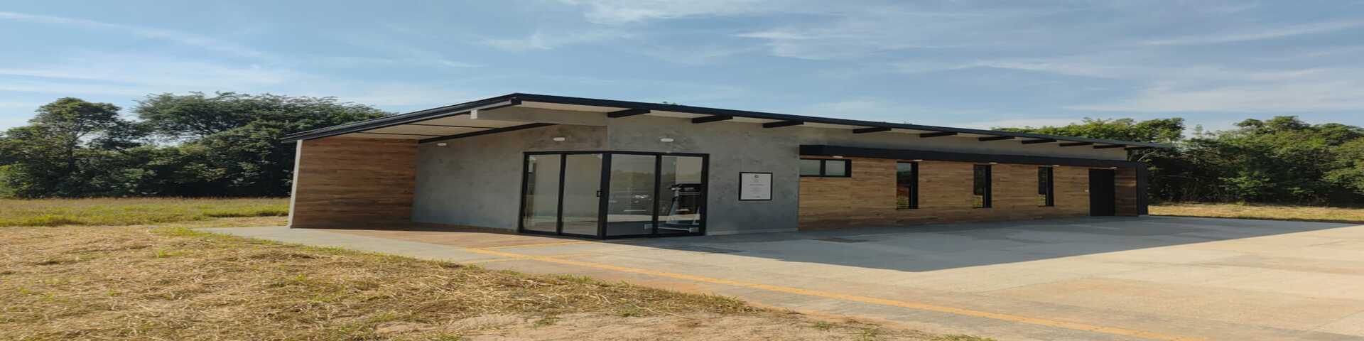 Foto do observatório após a conclusão da construção e inauguração.